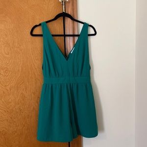Best summer romper from Leith in Green size Small